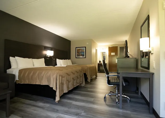 Quality Inn & Suites Danbury Near University