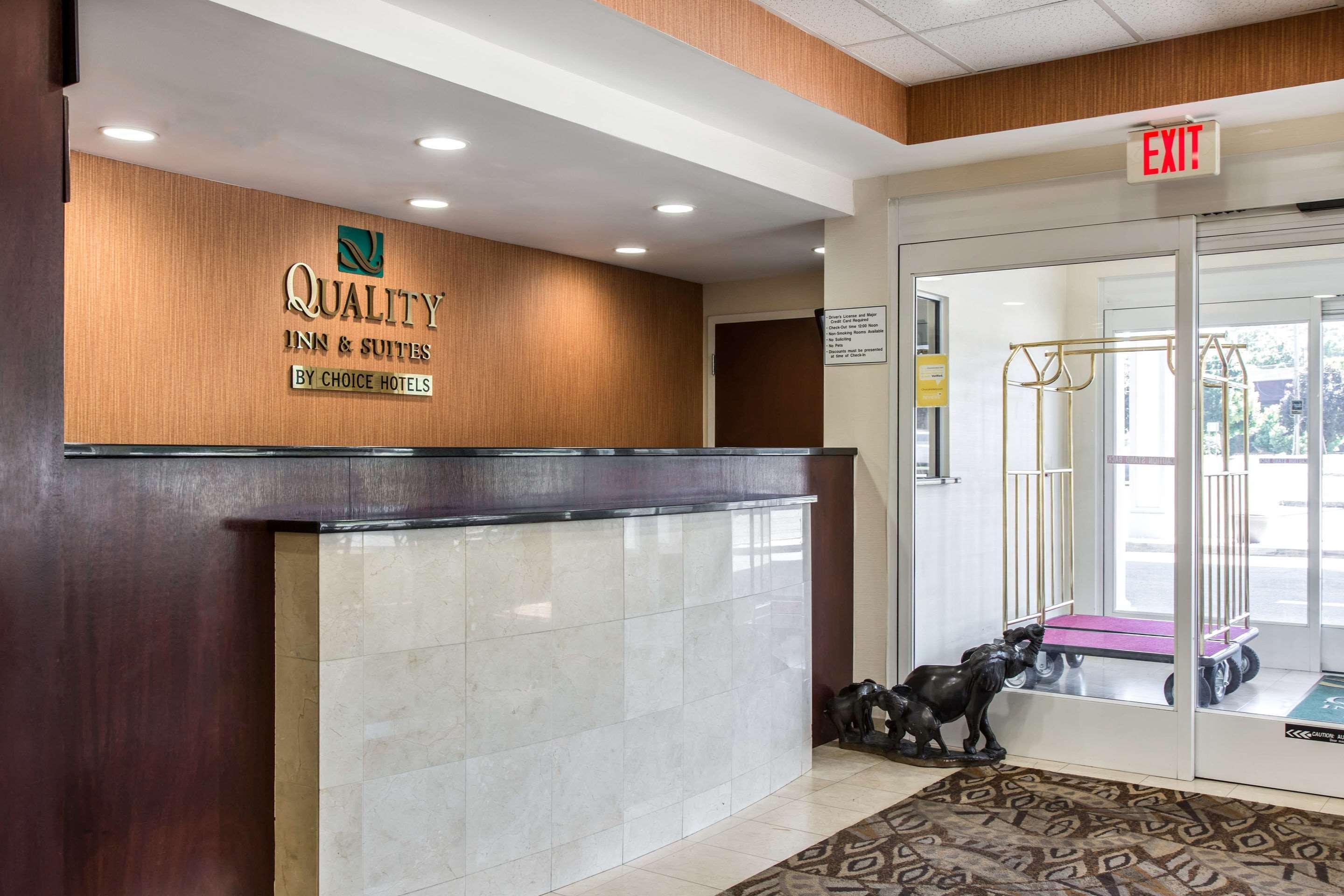 Quality & Near 2* Danbury
