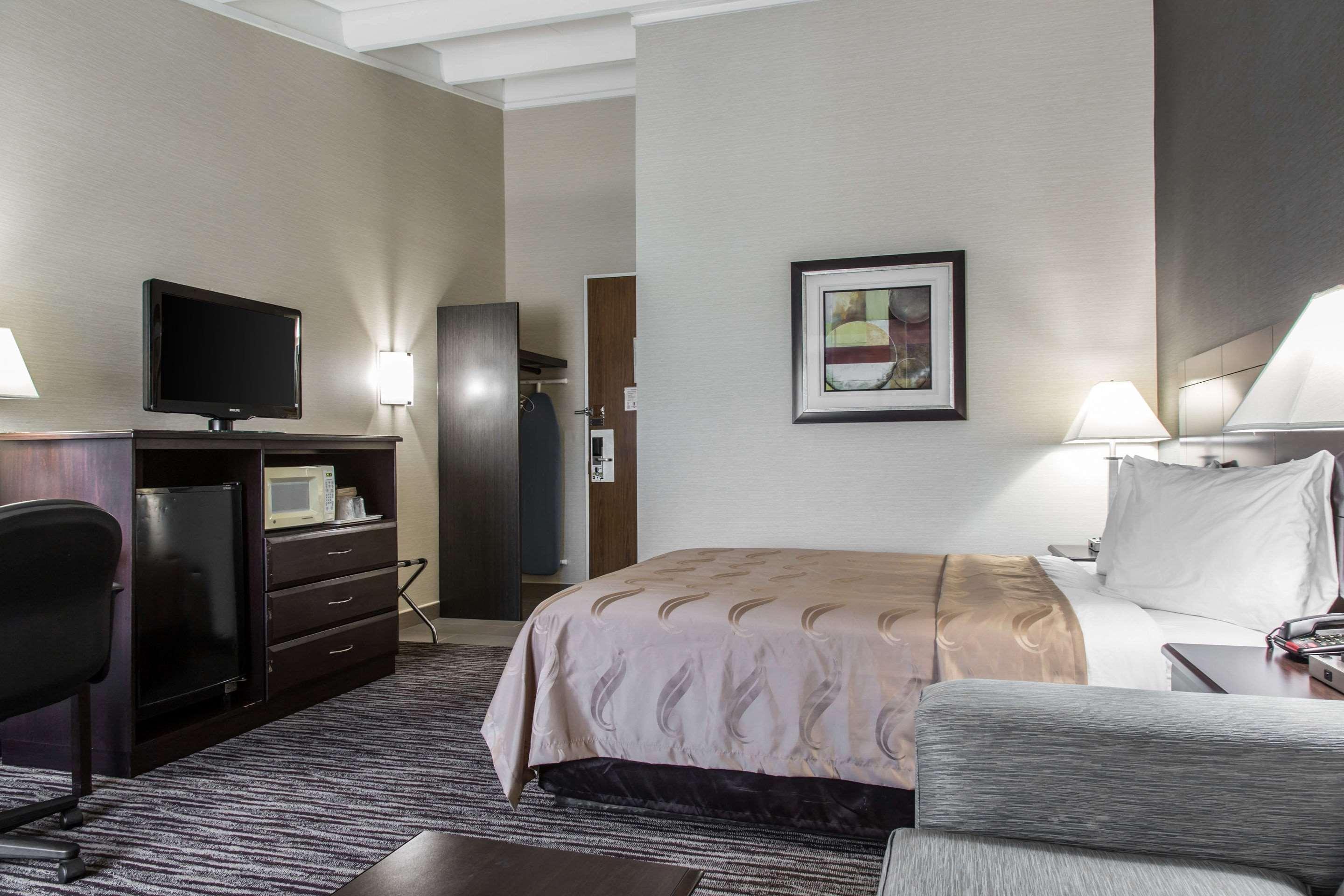 Hotel Quality & Near Danbury
