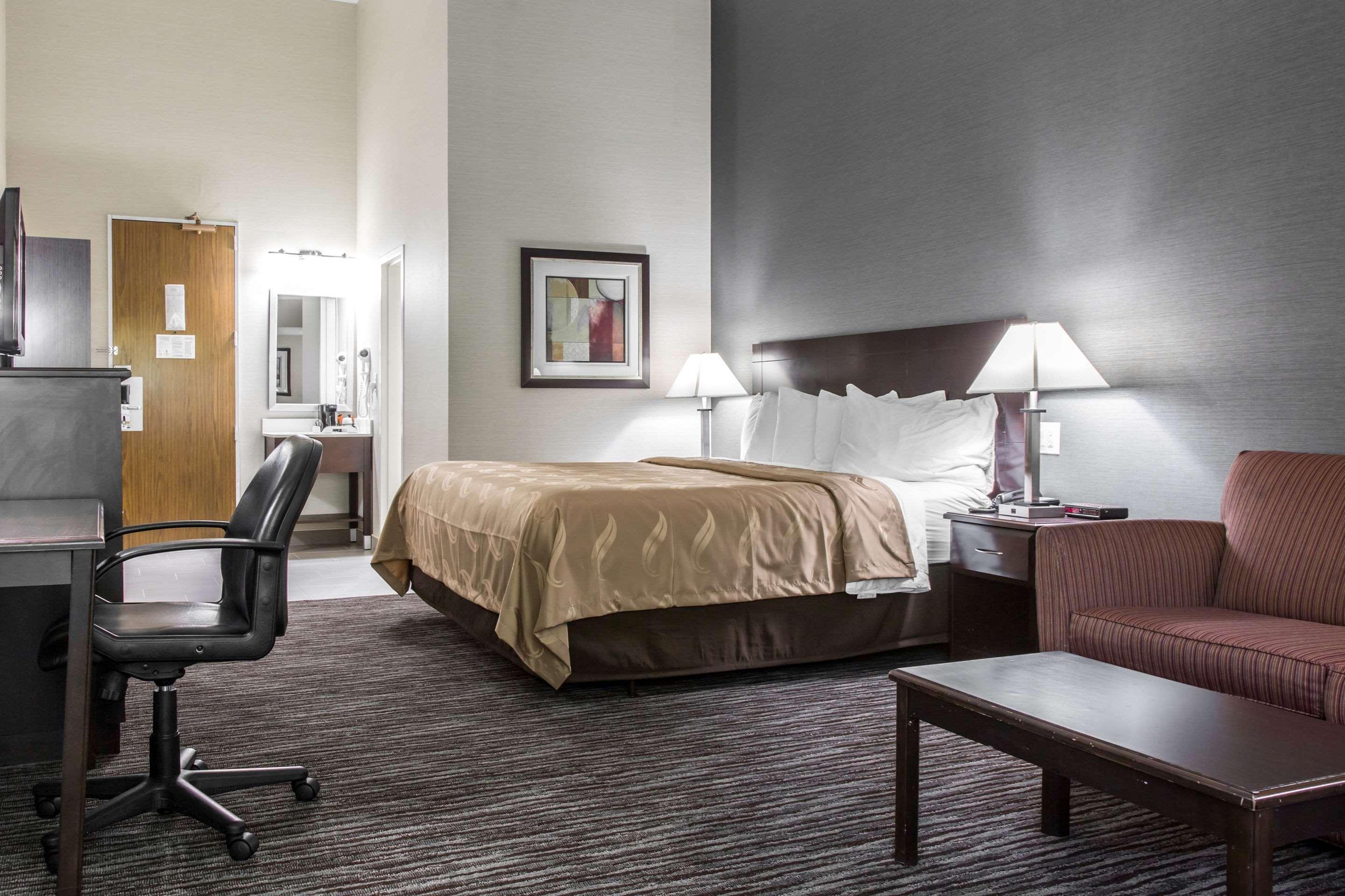 Quality & Near Hotel