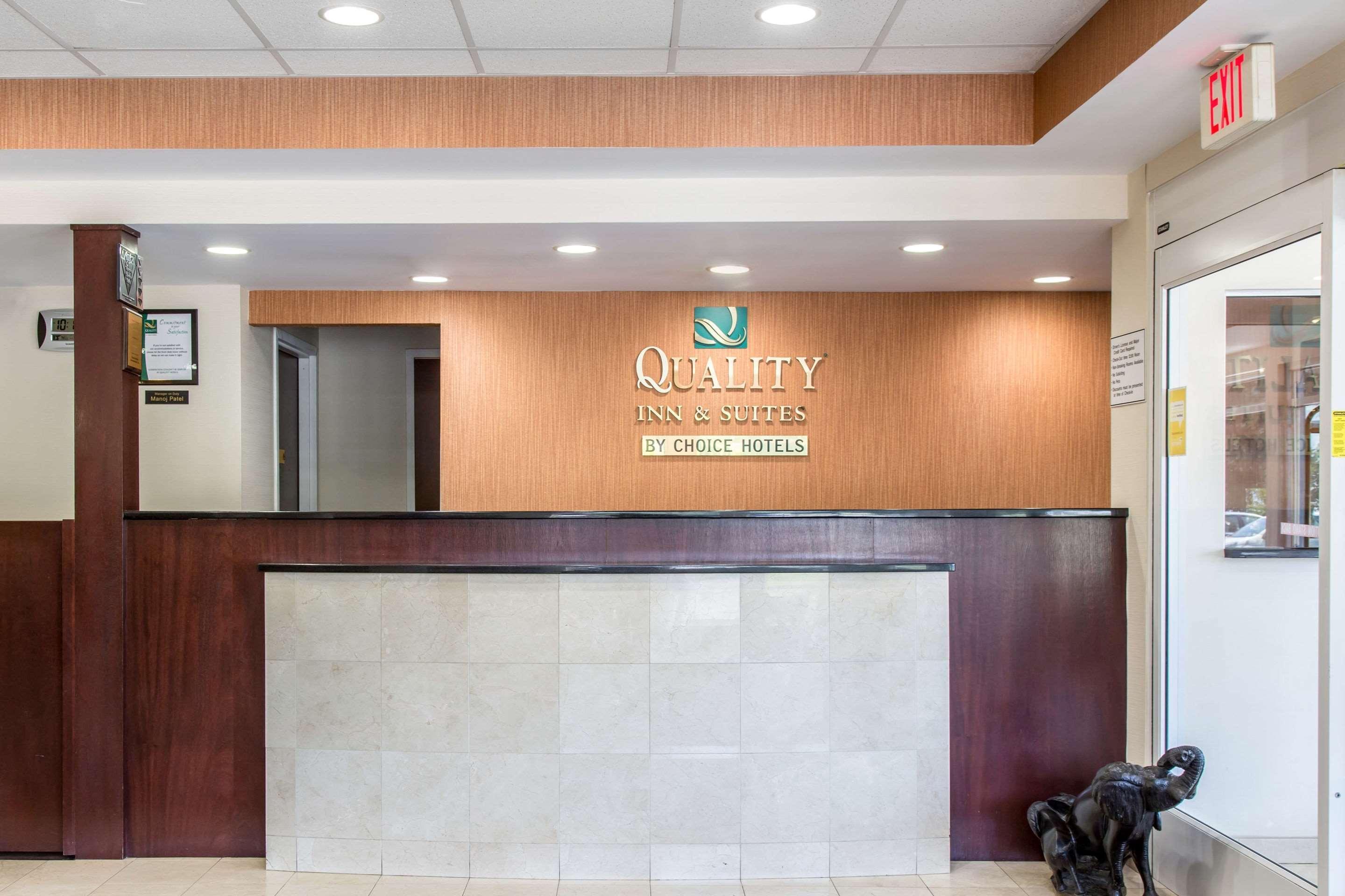 Quality & Near Hotel Danbury