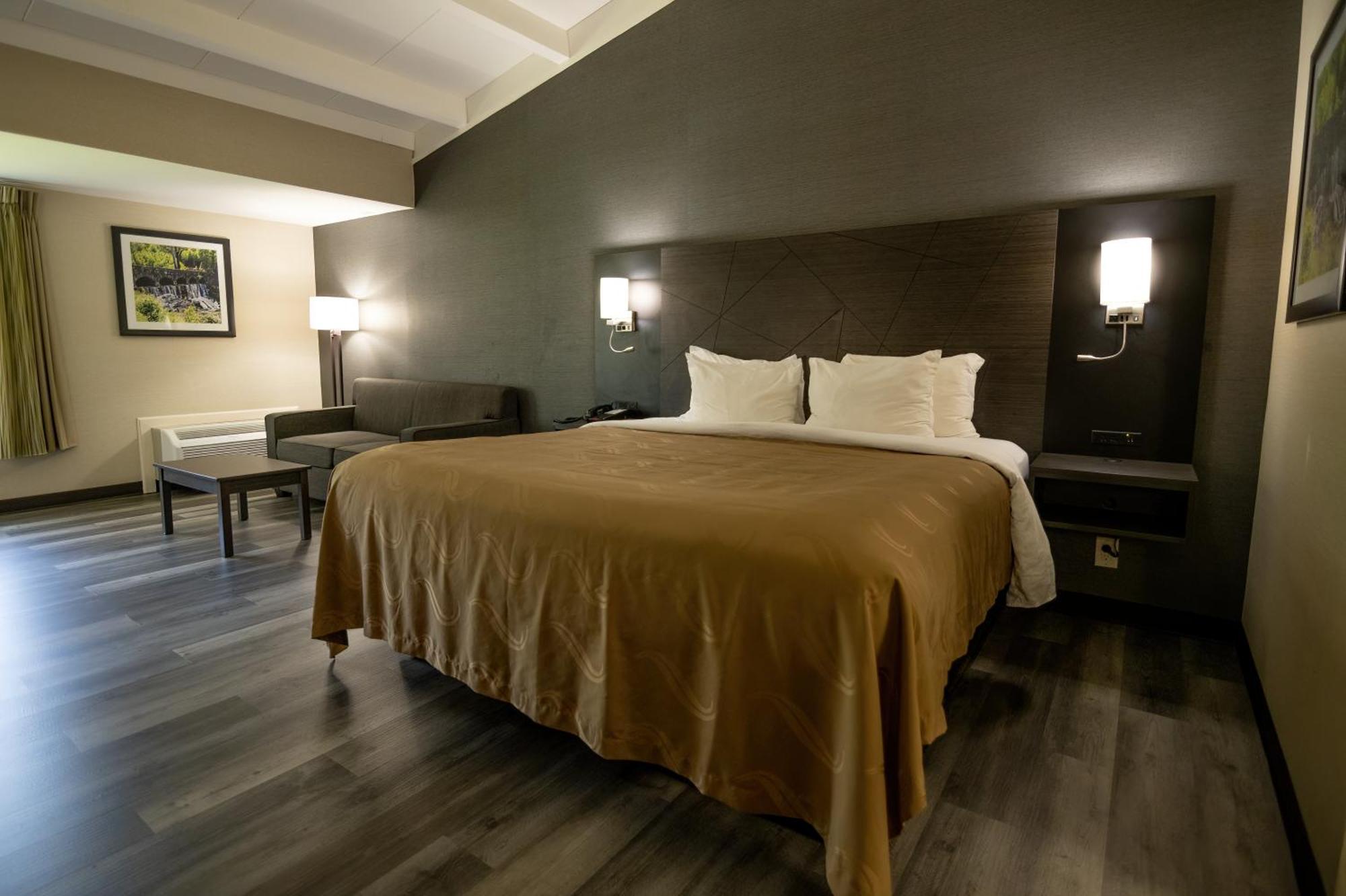 Hotel Quality & Near 2*